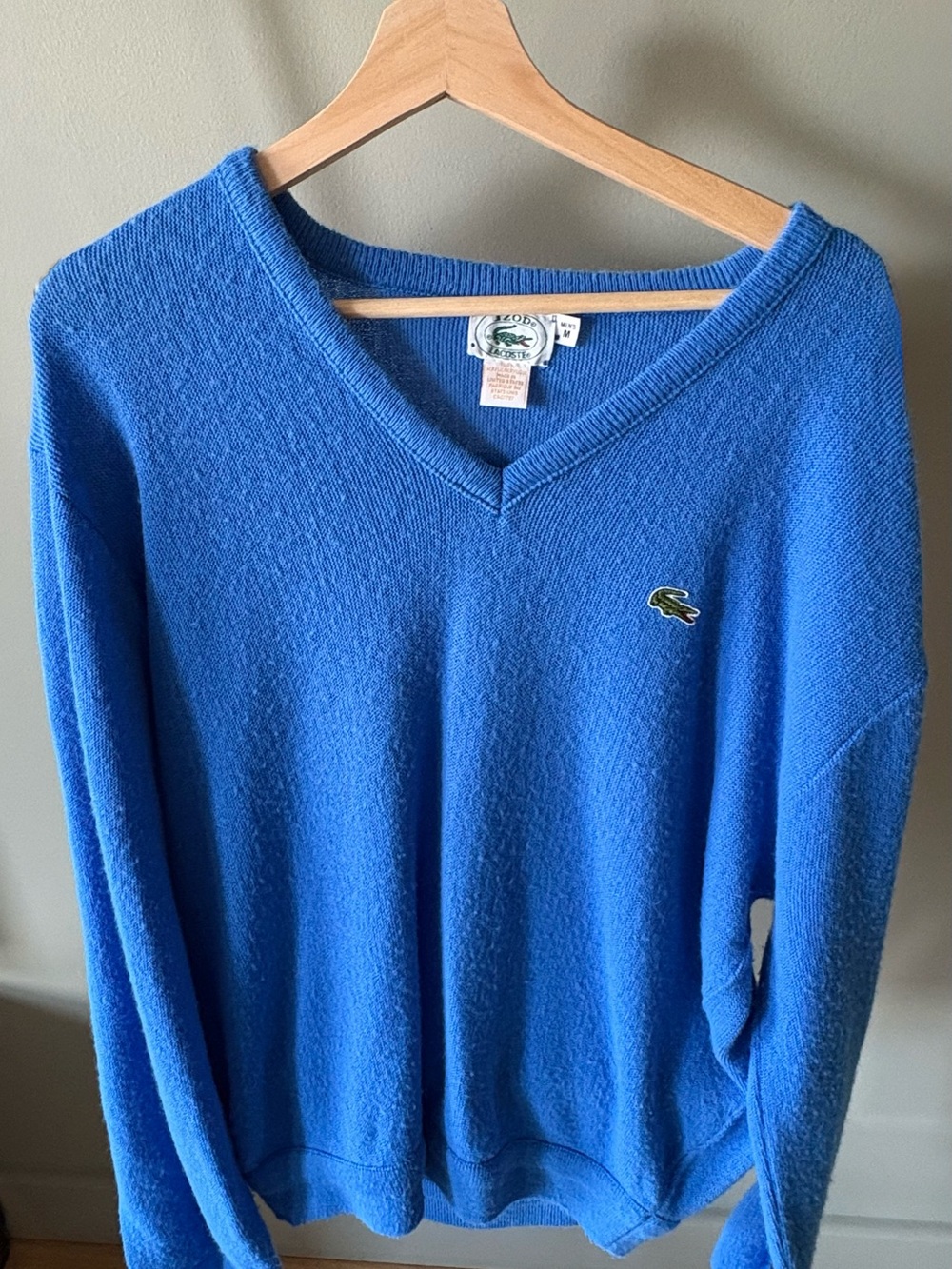 Vintage Lacoste Men’s V-Neck Blue Cotton Sweater-size M